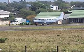 Airport Airbnb